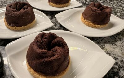 Ganache montée chocolat blanc, pistaches, sablé